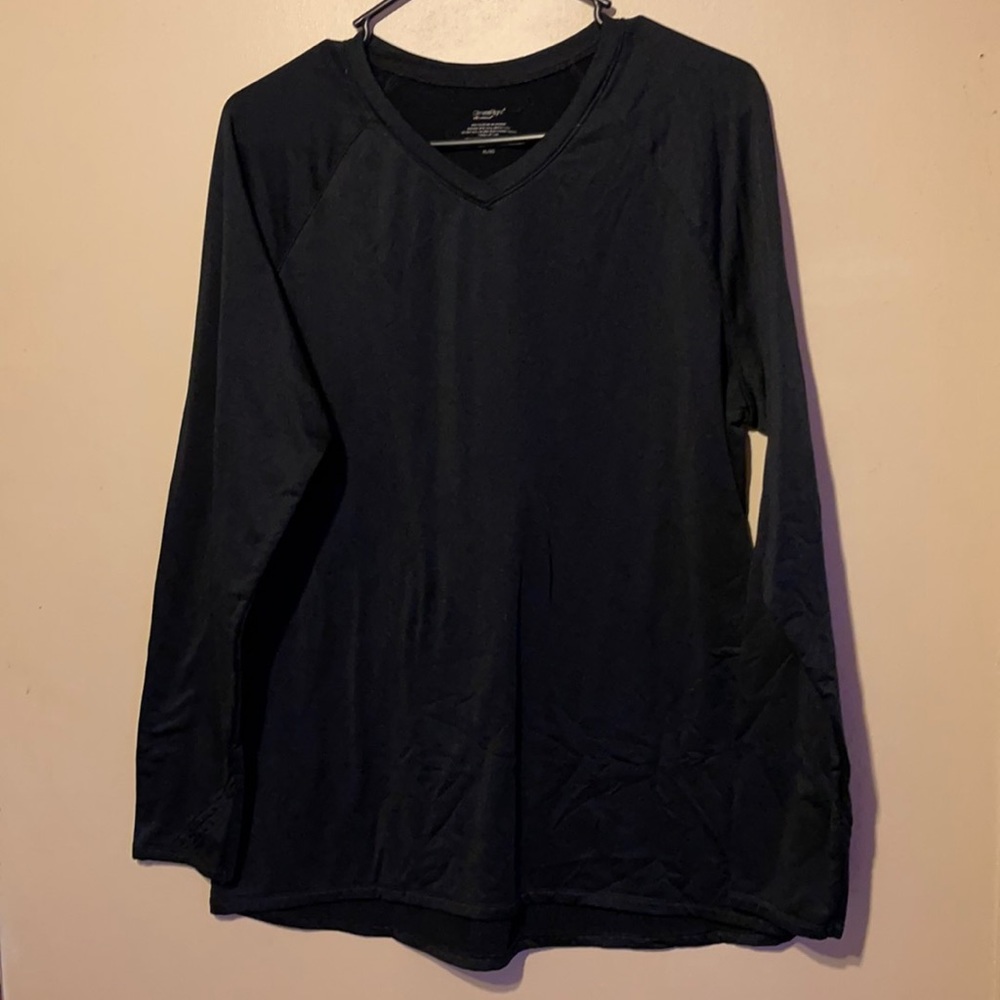Black shirt